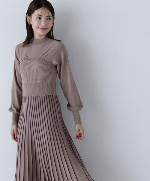 NATURAL BEAUTY BASIC(ナチュラルビューティーベーシック)の「◇ビスチェ切替バイカラーニットワンピース(ワンピース・レディース・ラベンダー/ベージュ/ブラック・MEDIUM)」の7枚目の写真