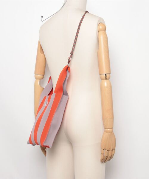 FRUIT OF THE LOOM(フルーツオブザルーム)の「FRUIT OF THE LOOM / FTL STRIPED MINI SHOULDER BAG / 80677600(ショルダーバッグ・レディース・グリーン/ネイビー/サックスブルー/レッド/ラベンダー・ONESIZE)」の9枚目の写真