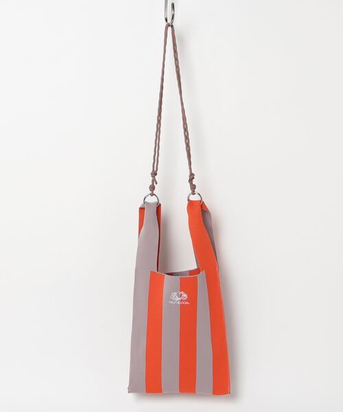 FRUIT OF THE LOOM(フルーツオブザルーム)の「FRUIT OF THE LOOM / FTL STRIPED MINI SHOULDER BAG / 80677600(ショルダーバッグ・レディース・グリーン/ネイビー/サックスブルー/レッド/ラベンダー・ONESIZE)」の15枚目の写真