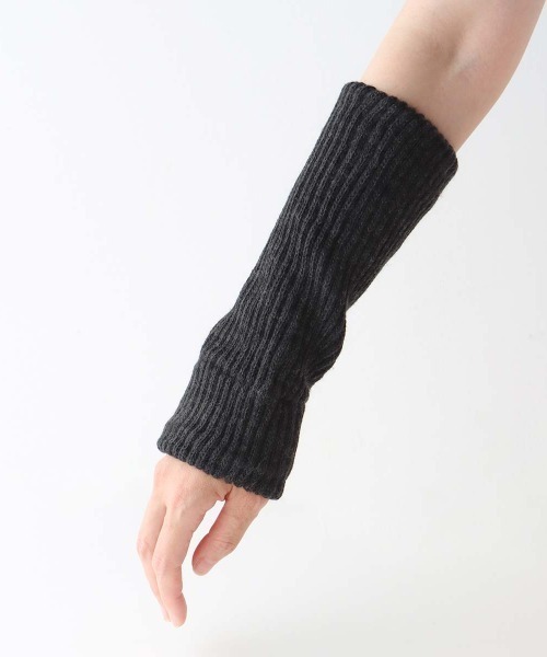 NAIGAI（ナイガイ）の「NAIGAI COMFORT レディース 肌側シルク 2重編み ショートレッグウォーマー 03022820（レッグウォーマー・レディース・ライトグレー/オールドローズ系/ブラック/チャコール/ブルー系その他・FREE）」の4枚目の写真