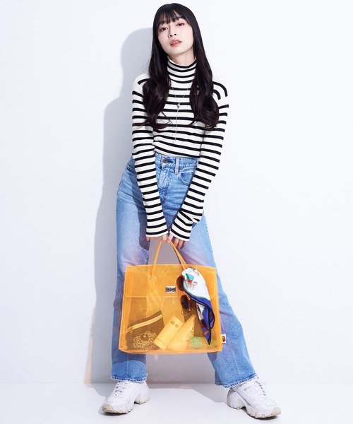 FRUIT OF THE LOOM（フルーツオブザルーム）の「【FRUIT OF THE LOOM】VINYL TOTE BAG/PVCトートバッグ/ステッカーシール付（トートバッグ・レディース・ミント/ブラウン/ブラック/オレンジ・FREE）」の5枚目の写真