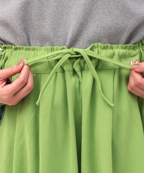 チチカカ（チチカカ）の「ピーチスキンエッグタックパンツ（その他パンツ・レディース・ライトグリーン/ライトベージュ・MEDIUM/LARGE）」の10枚目の写真