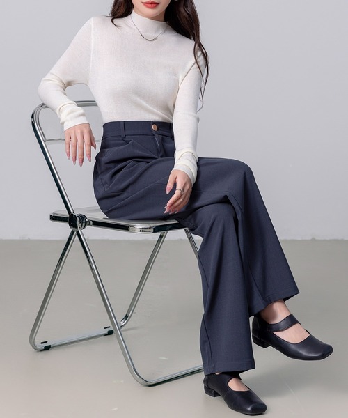 DAY CLOSET(デイ クローゼット)の「【伸縮性有/袖丈長め】長袖 タユミスリーブ ハイネック 極細リブ モチモチ ニット トップス レディース(ニット/セーター・レディース・ベージュ/ホワイト/ブラウン/ダークグレー/モカ/レンガ/ブラック/アイボリー・FREE)」の14枚目の写真