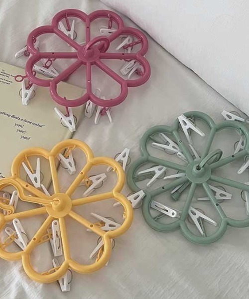 Made in I（メイドインアイ）の「flower pinch hanger（ランドリーグッズ・レディース・イエロー/ピンク/グリーン/ホワイト・FREE）」の5枚目の写真