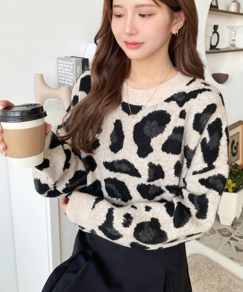 LOULOU select（ルルセレクト）の「ジャガードレオパード柄ニットプルオーバー（ニット/セーター・レディース・ブラウン/アイボリー/グレー・M）」の5枚目の写真