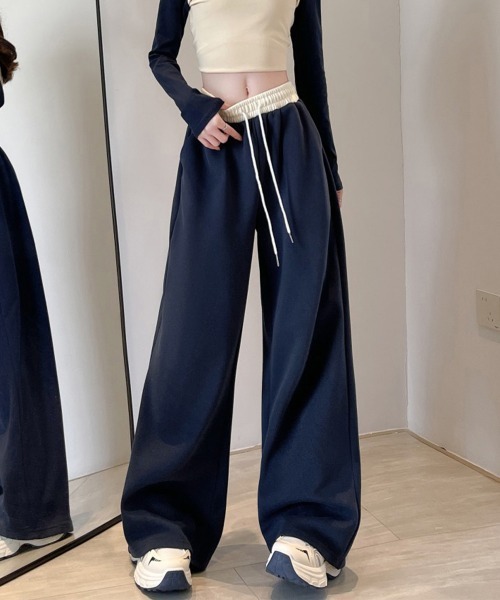 Miniministore(ミニミニストア)の「スウェットパンツ レディース セミワイド(カーゴパンツ・レディース・ブラック/ネイビー・M/XL/S/L)」の1枚目の写真