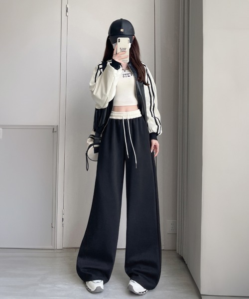 Miniministore(ミニミニストア)の「スウェットパンツ レディース セミワイド(カーゴパンツ・レディース・ブラック/ネイビー・M/XL/S/L)」の2枚目の写真