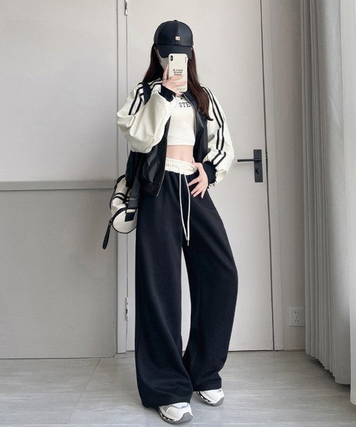 Miniministore(ミニミニストア)の「スウェットパンツ レディース セミワイド(カーゴパンツ・レディース・ブラック/ネイビー・M/XL/S/L)」の13枚目の写真
