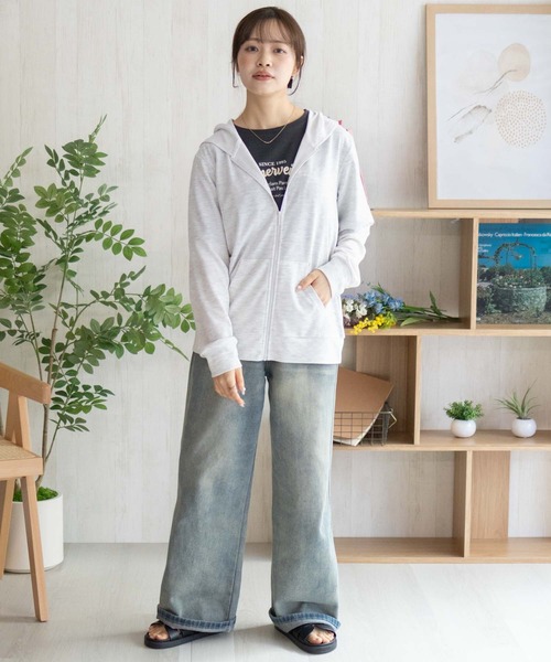 NAVY(ネイビー)の「NAVY SARARI 【UVカット】ドライジップパーカ(パーカー・レディース・イエロー/オートミール/杢グレー/パープル・XL/L/M)」の6枚目の写真