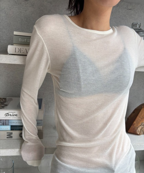 FUULLY STUDIO（フーリィーステューディオ）の「シアーロングスリーブTEE（Tシャツ/カットソー・レディース・オフホワイト/ブラック/ネイビー/ベージュ・FREE）」の9枚目の写真