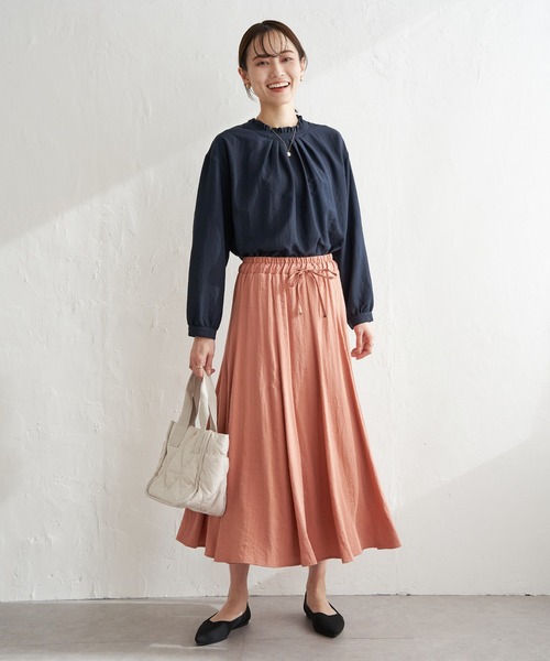ikka（イッカ）の「襟フリル2WAYブラウス（シャツ/ブラウス・レディース・ネイビー/ダークベージュ/ホワイト/エメラルドブルー/オフホワイト・M/L/S）」の20枚目の写真