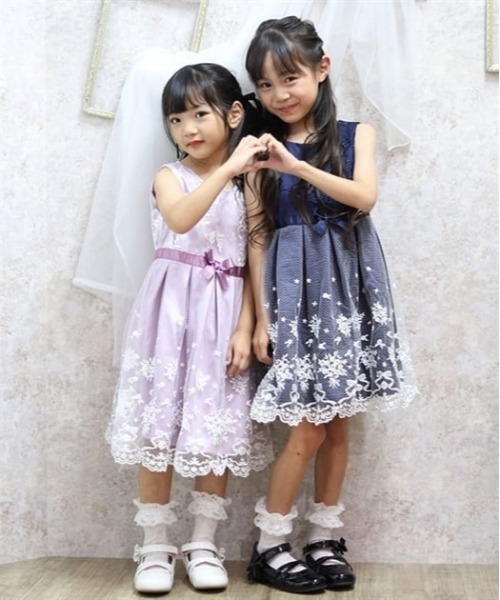 axes femme(アクシーズファム)の「リボン×フラワーレースワンピース(ワンピース・キッズ・ラベンダー/ネイビー・LARGE/MEDIUM/SMALL)」の22枚目の写真