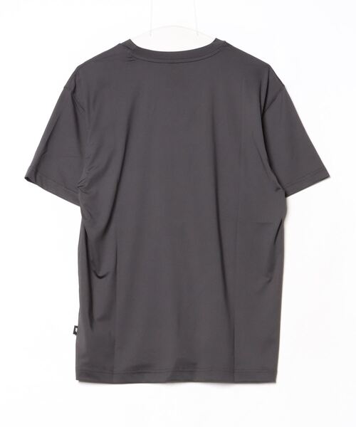 NEW BALANCE(ニューバランス)の「ショートスリーブTシャツ(Tシャツ/カットソー・メンズ・サンドグレー/オフホワイト/ブラック・SMALL/MEDIUM/LARGE/X-LARGE/XX-LARGE)」の19枚目の写真