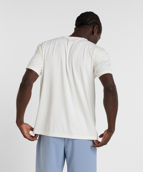 NEW BALANCE(ニューバランス)の「ショートスリーブTシャツ(Tシャツ/カットソー・メンズ・サンドグレー/オフホワイト/ブラック・SMALL/MEDIUM/LARGE/X-LARGE/XX-LARGE)」の5枚目の写真