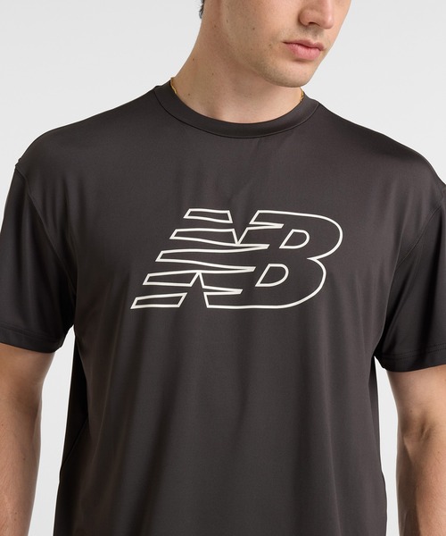 NEW BALANCE(ニューバランス)の「ショートスリーブTシャツ(Tシャツ/カットソー・メンズ・サンドグレー/オフホワイト/ブラック・SMALL/MEDIUM/LARGE/X-LARGE/XX-LARGE)」の11枚目の写真