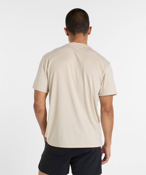 NEW BALANCE(ニューバランス)の「ショートスリーブTシャツ(Tシャツ/カットソー・メンズ・サンドグレー/オフホワイト/ブラック・SMALL/MEDIUM/LARGE/X-LARGE/XX-LARGE)」の15枚目の写真