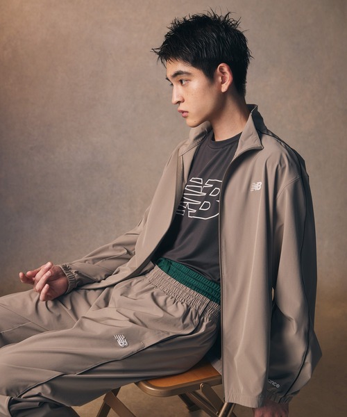 NEW BALANCE(ニューバランス)の「ショートスリーブTシャツ(Tシャツ/カットソー・メンズ・サンドグレー/オフホワイト/ブラック・SMALL/MEDIUM/LARGE/X-LARGE/XX-LARGE)」の20枚目の写真