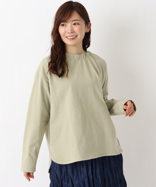 one'sterrace(ワンズテラス)の「ギャザーハイネックプルオーバー(Tシャツ/カットソー・レディース・アイボリー系8/グレー系その他7/カーキ系5・02)」の1枚目の写真