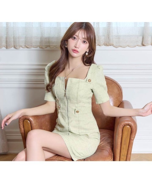 DAZZY(デイジー)の「【韓国お姉さん風スタイル】品よく色っぽい!スクエアネックツイードジップ半袖タイトミニキャバドレス(ドレス・レディース・グリーン/ブルー・L/LL/M/S)」の11枚目の写真