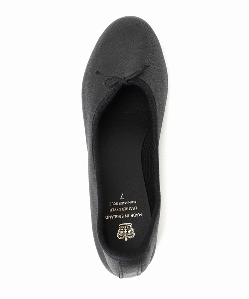 Spick & Span(スピックアンドスパン)の「CROWN / クラウン Bow Ballroom(バレエシューズ・レディース・ホワイト/ブラック・23.5cm/24.5cm/25.5cm)」の8枚目の写真