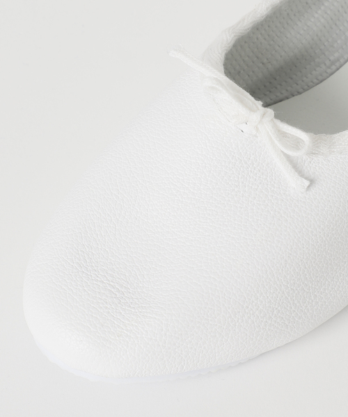 Spick & Span(スピックアンドスパン)の「CROWN / クラウン Bow Ballroom(バレエシューズ・レディース・ホワイト/ブラック・23.5cm/24.5cm/25.5cm)」の15枚目の写真