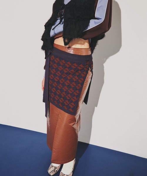 ROSE BUD(ローズバッド)の「【WEB・一部店舗限定】ジャカードラップスカート(スカート・レディース・ホワイト/ブラウン・ONE SIZE)」の15枚目の写真