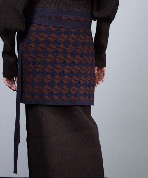 ROSE BUD(ローズバッド)の「【WEB・一部店舗限定】ジャカードラップスカート(スカート・レディース・ホワイト/ブラウン・ONE SIZE)」の21枚目の写真