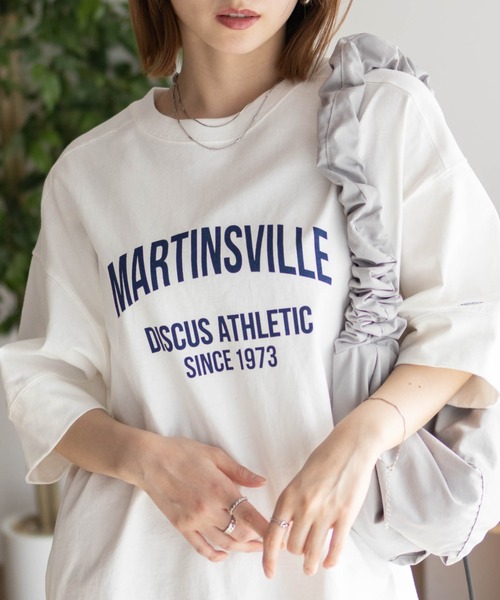 DISCUS（ディスカス）の「DISCUS カレッジワイドＴシャツ（Tシャツ/カットソー・レディース・スミクロ/ブルー/チャコールグレー/オフホワイト・L/M）」の2枚目の写真
