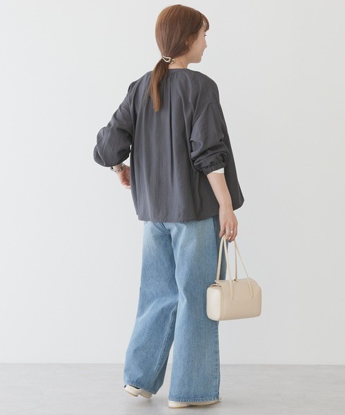 AMERICAN HOLIC（アメリカンホリック）の「VネックZIPブルゾン（ブルゾン・レディース・ライトベージュ/チャコールグレー/オリーブ・L/M）」の20枚目の写真