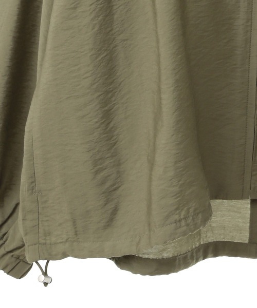 AMERICAN HOLIC（アメリカンホリック）の「VネックZIPブルゾン（ブルゾン・レディース・ライトベージュ/チャコールグレー/オリーブ・L/M）」の6枚目の写真