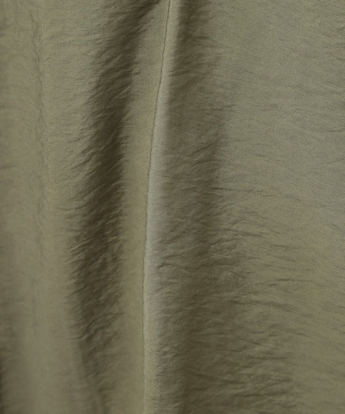 AMERICAN HOLIC（アメリカンホリック）の「VネックZIPブルゾン（ブルゾン・レディース・ライトベージュ/チャコールグレー/オリーブ・L/M）」の7枚目の写真