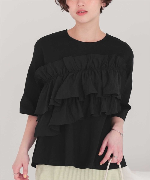 titivate(ティティベイト)の「アシンメトリーギャザーフリルドッキングトップス(Tシャツ/カットソー・レディース・オフホワイト/ブラック/チャコール・L/S/M)」の14枚目の写真