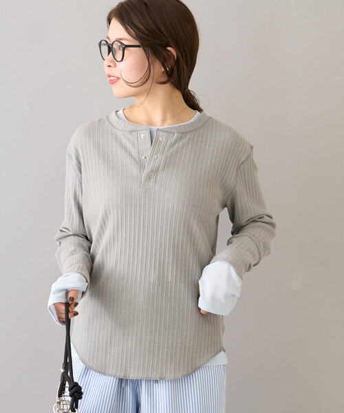 CIAOPANIC TYPY(チャオパニックティピー)の「【willow】ヘンリーネックレイヤード配色シアートップス(Tシャツ/カットソー・レディース・グレー/イエロー・ONE SIZE)」の6枚目の写真