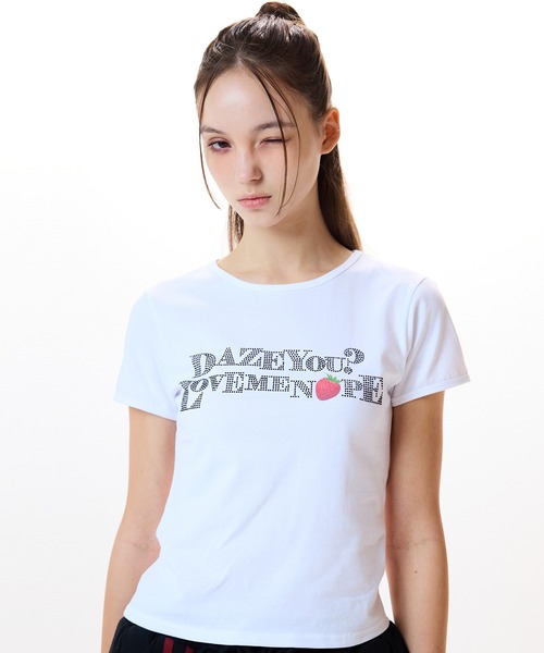 LUVISTRUE(ラヴイズトゥルー)の「IM STRAWBERRY LETTERING TEE(Tシャツ/カットソー・レディース・ホワイト/ブラック/ネイビー・FREE)」の2枚目の写真