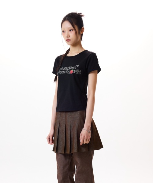 LUVISTRUE(ラヴイズトゥルー)の「IM STRAWBERRY LETTERING TEE(Tシャツ/カットソー・レディース・ホワイト/ブラック/ネイビー・FREE)」の7枚目の写真