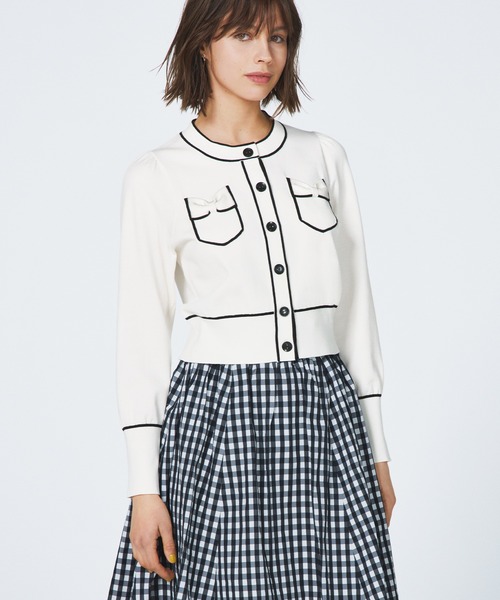 UNIVERVAL MUSE（ユニバーバル ミューズ）の「リボンポケットニットカーディガン　カーディガン（カーディガン/ボレロ・レディース・ブラック/オフホワイト・2）」の2枚目の写真