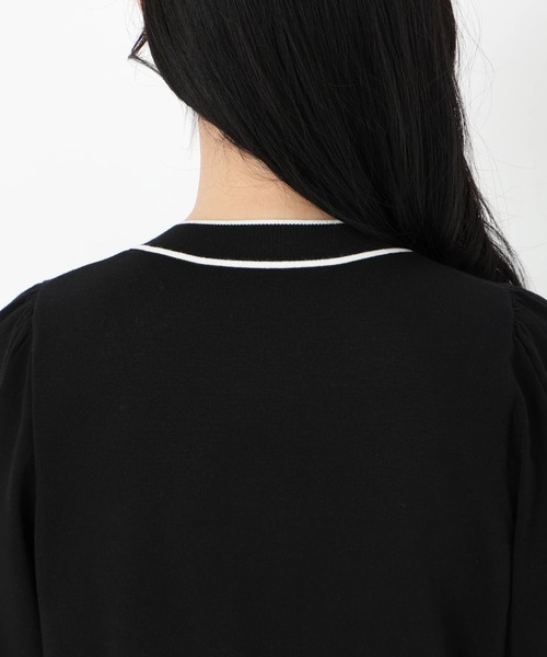 UNIVERVAL MUSE（ユニバーバル ミューズ）の「リボンポケットニットカーディガン　カーディガン（カーディガン/ボレロ・レディース・ブラック/オフホワイト・2）」の8枚目の写真