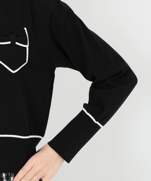 UNIVERVAL MUSE（ユニバーバル ミューズ）の「リボンポケットニットカーディガン　カーディガン（カーディガン/ボレロ・レディース・ブラック/オフホワイト・2）」の9枚目の写真