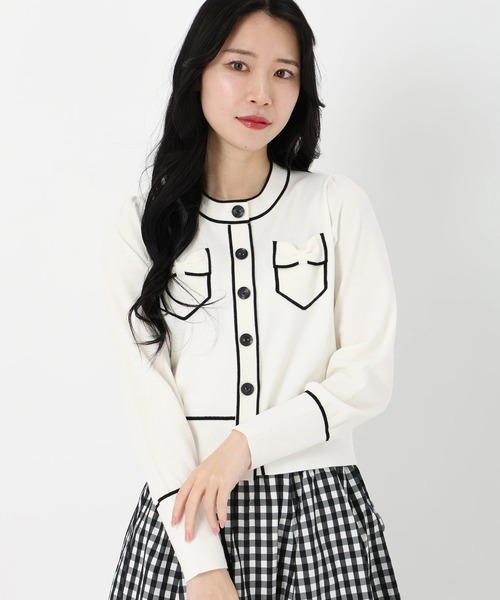 UNIVERVAL MUSE（ユニバーバル ミューズ）の「リボンポケットニットカーディガン　カーディガン（カーディガン/ボレロ・レディース・ブラック/オフホワイト・2）」の3枚目の写真