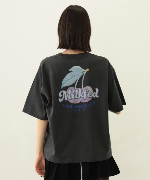 MILKFED.（ミルクフェド）の「FRESH CHERRIES WIDE S/S TEE（Tシャツ/カットソー・レディース・レッド/ホワイト/チャコール・L/M）」の15枚目の写真
