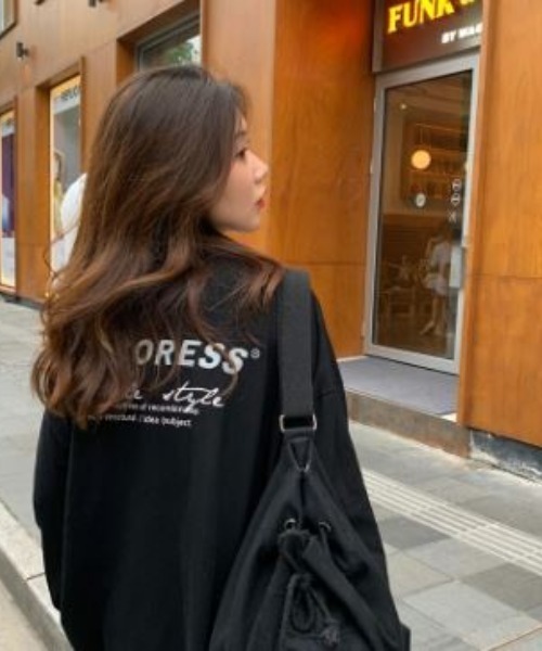 LETee(レティー)の「ビックシルエット プリントロンT(Tシャツ/カットソー・レディース・ブラック/ブルー/ホワイト・FREE)」の8枚目の写真