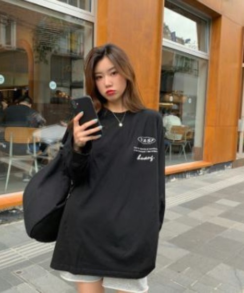 LETee(レティー)の「ビックシルエット プリントロンT(Tシャツ/カットソー・レディース・ブラック/ブルー/ホワイト・FREE)」の9枚目の写真