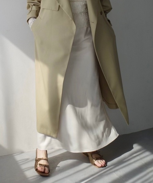 mysty woman(ミスティウーマン)の「【ウエストオールゴムで着脱楽ちん!】【WEB限定】サテンフレアスカート 452421(スカート・レディース・ブラウン/アイボリー/ブラック/ライトベージュ・FREE)」の10枚目の写真