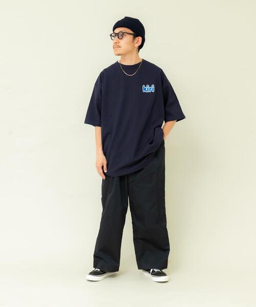 URBAN RESEARCH（アーバンリサーチ）の「NYLON SUPER WIDE PANTS（その他パンツ・メンズ・ネイビー・1/2）」の11枚目の写真