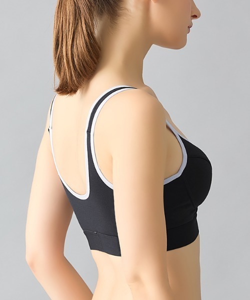 adidas（アディダス）の「adidas/アディダス スポーツブラ モールドカップで胸元キレイ 吸汗速乾（スポーツブラ・レディース・ブラック/ダークブルー/グリーン系その他/杢グレー/カーキ/レッド系その他・SMALL/MEDIUM/LARGE/X-LARGE）」の20枚目の写真