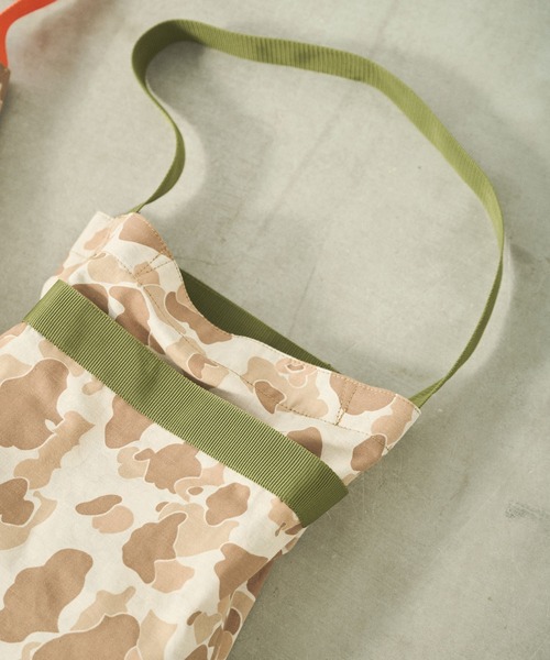 kha:ki(カーキ)の「「KHA:KI / カーキ」 リバーシブルトートバッグ REVERSIBLE TOTE BAG(エコバッグ/サブバッグ・レディース・その他/その他3/その他2/その他1・FREE)」の20枚目の写真