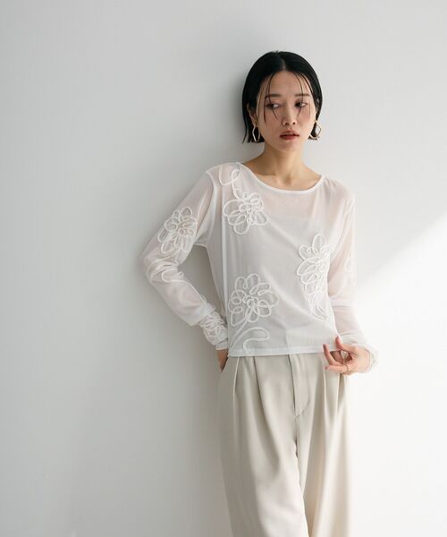 ELENCARE DUE（エレンカーレデュエ）の「・ELENCARE DUE コード刺繍シアーロンT（Tシャツ/カットソー・レディース・オフホワイト/チャコールグレー/ブラック/ピンク・FREE）」の11枚目の写真