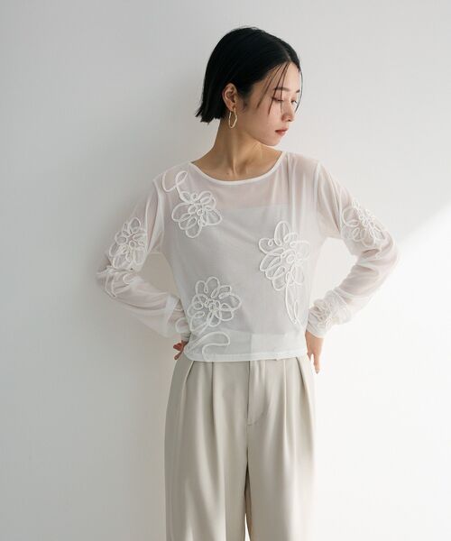 ELENCARE DUE（エレンカーレデュエ）の「・ELENCARE DUE コード刺繍シアーロンT（Tシャツ/カットソー・レディース・オフホワイト/チャコールグレー/ブラック/ピンク・FREE）」の14枚目の写真