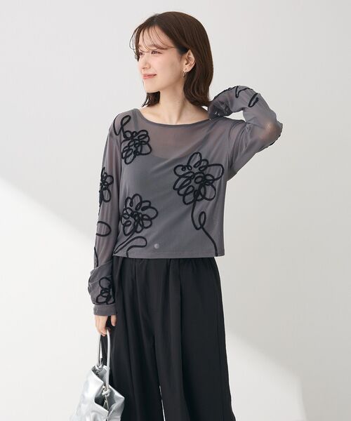 ELENCARE DUE（エレンカーレデュエ）の「・ELENCARE DUE コード刺繍シアーロンT（Tシャツ/カットソー・レディース・オフホワイト/チャコールグレー/ブラック/ピンク・FREE）」の21枚目の写真