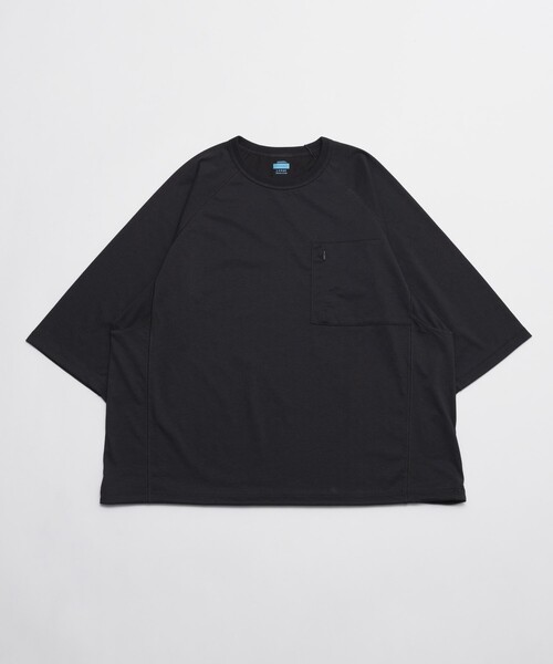 FREAK'S STORE(フリークスストア)の「FREAK’S STORE/フリークスストア AIRDRY 高機能素材 ラッシュガード ビックシルエット クルーネック スピンドルTシャツ/エアドライ ポリエステルTシャツ/接触冷感/遮熱/UVカット/吸水(Tシャツ/カットソー・メンズ・チャコールグレー/ブラック/ホワイト・SMALL/MEDIUM/LARGE)」の7枚目の写真
